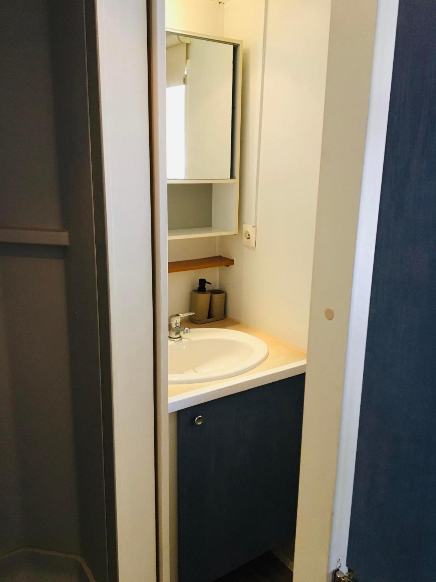 Mobil-Home Avec Grand Jardin Sérignan エクステリア 写真